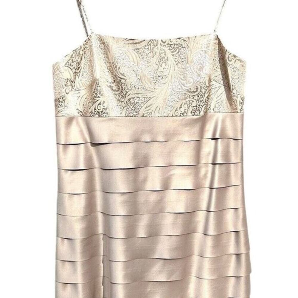 Alex Evenings Gold Sleeveless Sheath Dress Embroidered, Ruffled, Metallic Size 6